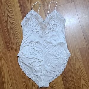 Vintage 1970's Dreamaway satin and lacey nightie